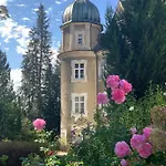 Appartement Schloss Huerbel Storchennest-appartement - Luxury The Stork Nest *