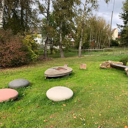 شقة Schloss Huerbel Storchennest-appartement - Luxury The Stork Nest *