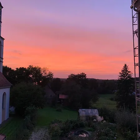Schloss Huerbel Storchennest-appartement - Luxury The Stork Nest