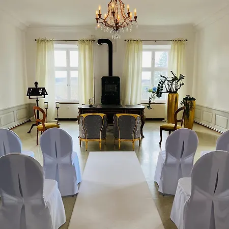 Schloss Huerbel Storchennest-appartement - Luxury The Stork Nest Gutenzell-Hürbel